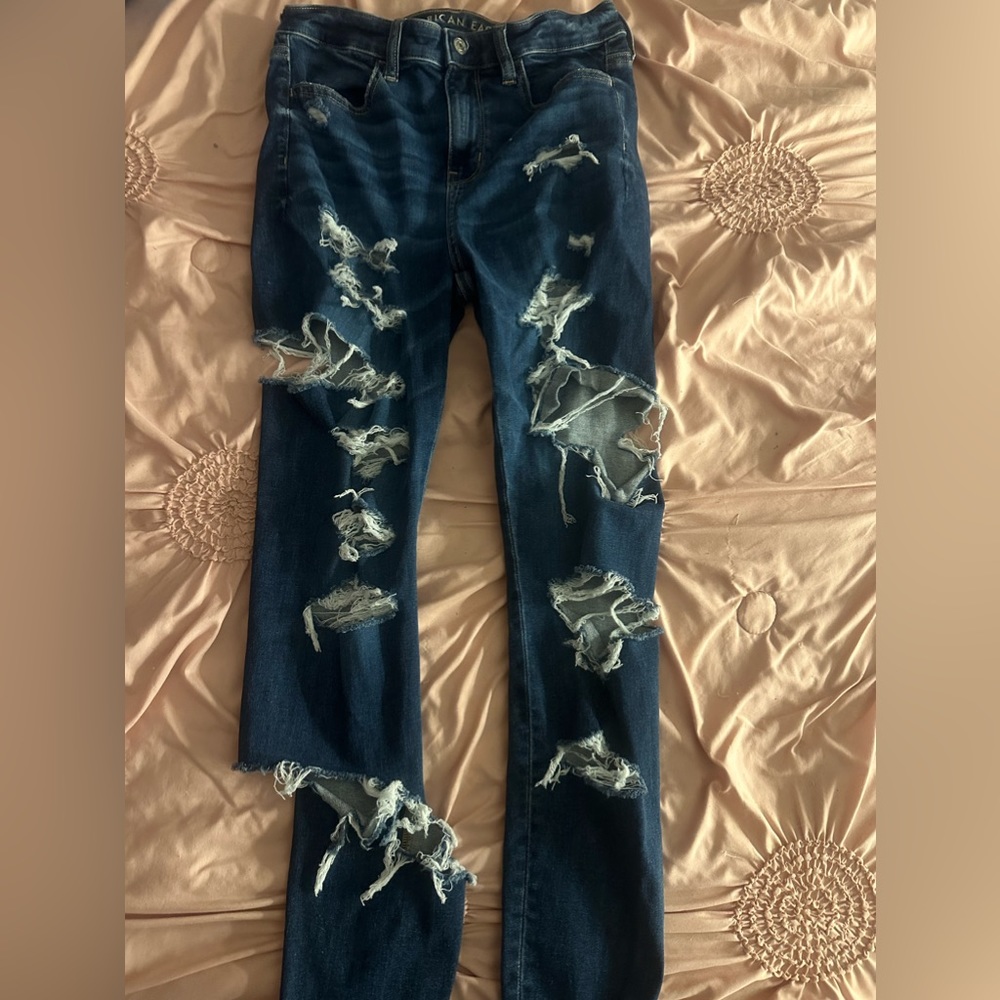 american eagle ripped jeans